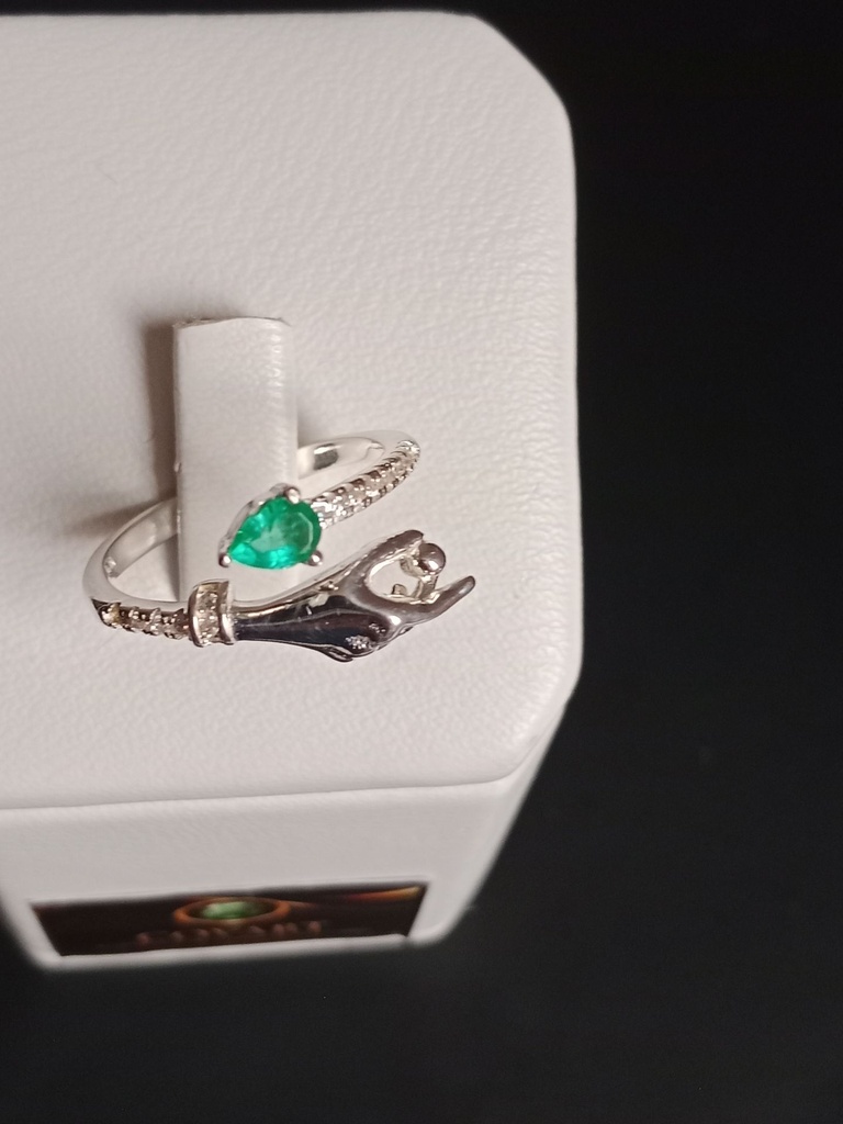 ANILLO LUNA DE MUZO