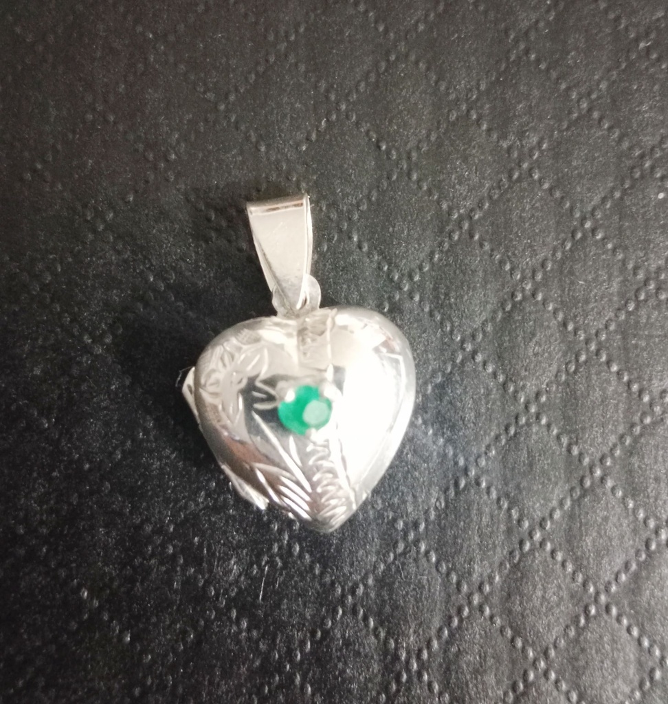 DIJE  RELICARIO MI SECRETO